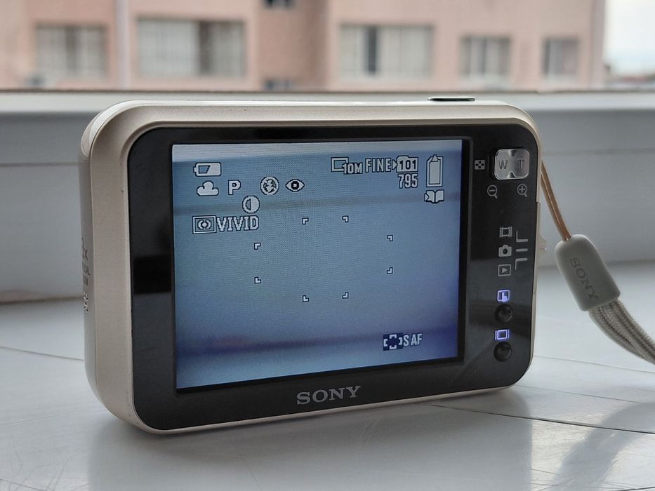 sony cybershot dsc-n2