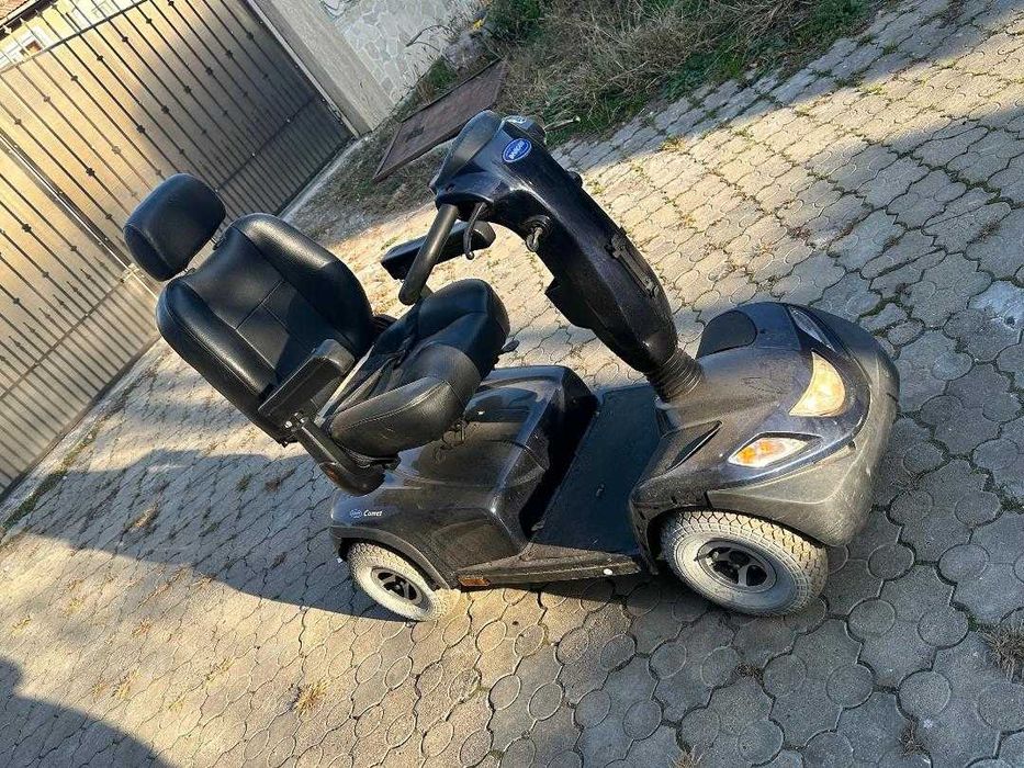 Vand carucior electric pentru persoane cu dizabilitati