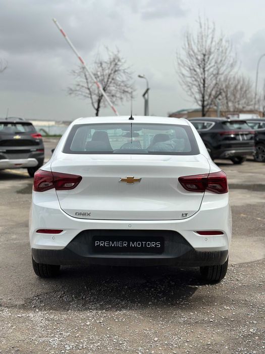 Onix Premier 2024 (Avtokredit)