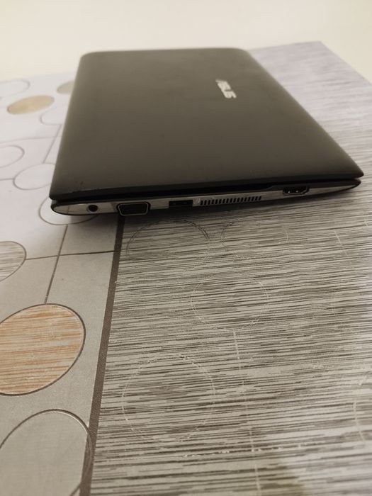 Laptop Asus Eee PC 1025C