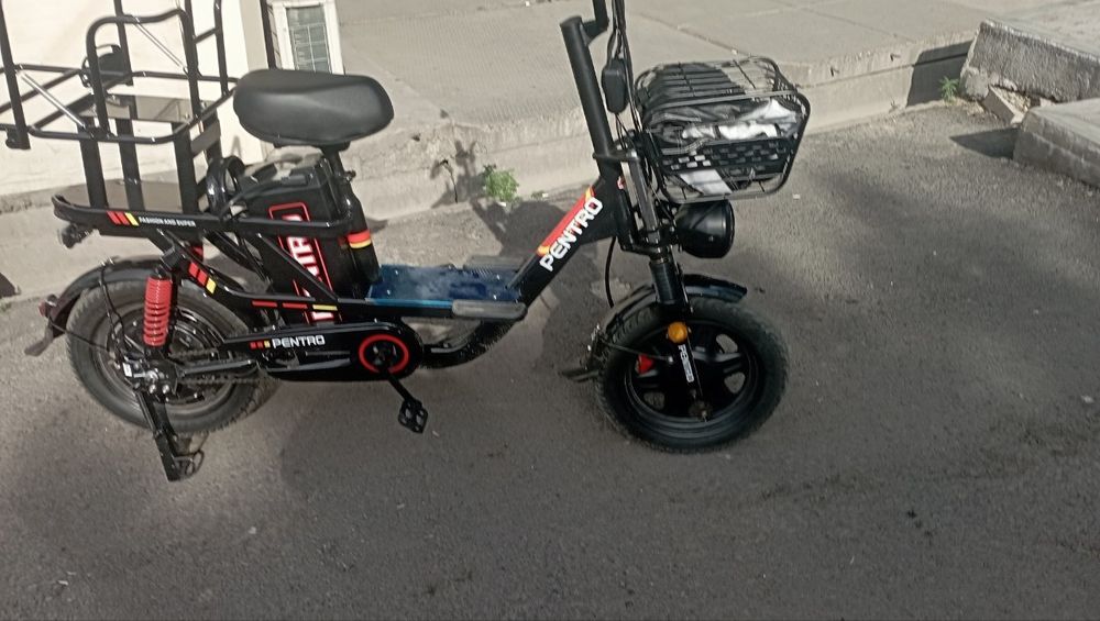 Yangi elektr sukuter sotiladi