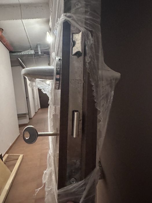 Интериорна врата