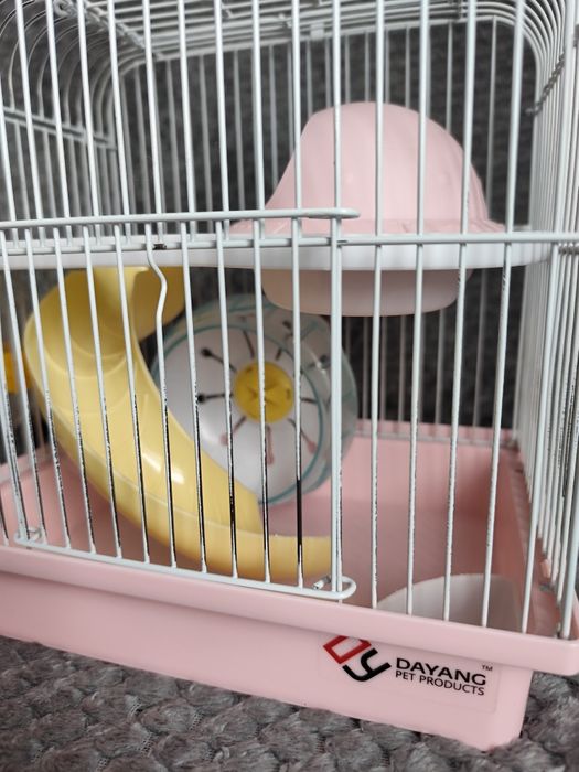 Продам клетку для хомяка.