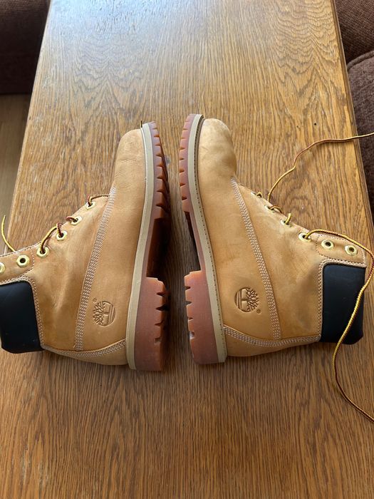 Botine  piele naturală Timberland  pentru băieți  nr 39!