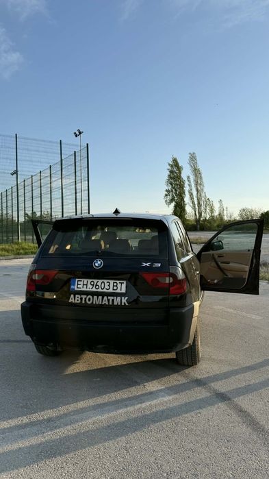 Продавам моето BMW x3 2004 година