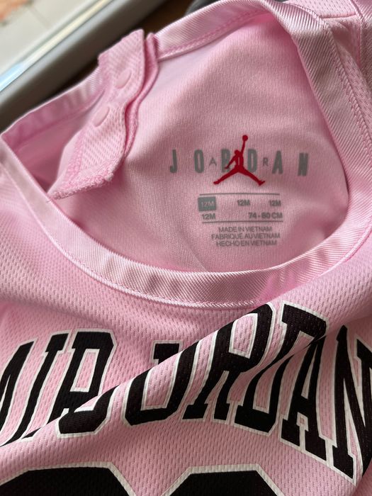Оригинално Бебешко боди Air Jordan  , размер 12  месеца
