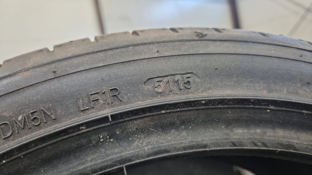 4 anvelope vara Dunlop 225 40 18