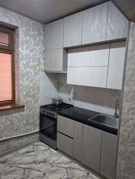 Продается 2/4/5 квартира ТТЗ Ахмад Югнаки