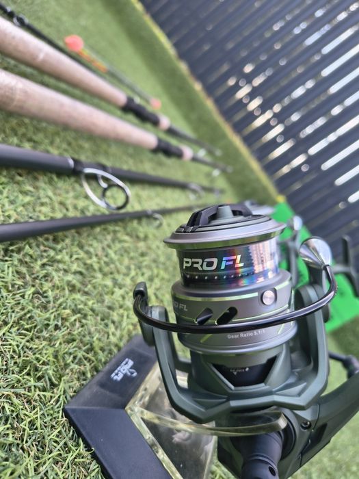 Set 2 Lansete PROFL X POWER FEEDER 3.90m 180g NEW 2026 + Set 2 Mulinete PRO FL Vigorous 6000 5+1 Rulmenti NEW 2026

Tel 0722376623

Produs