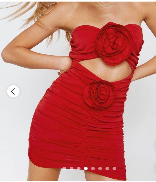 Мини червена рокля