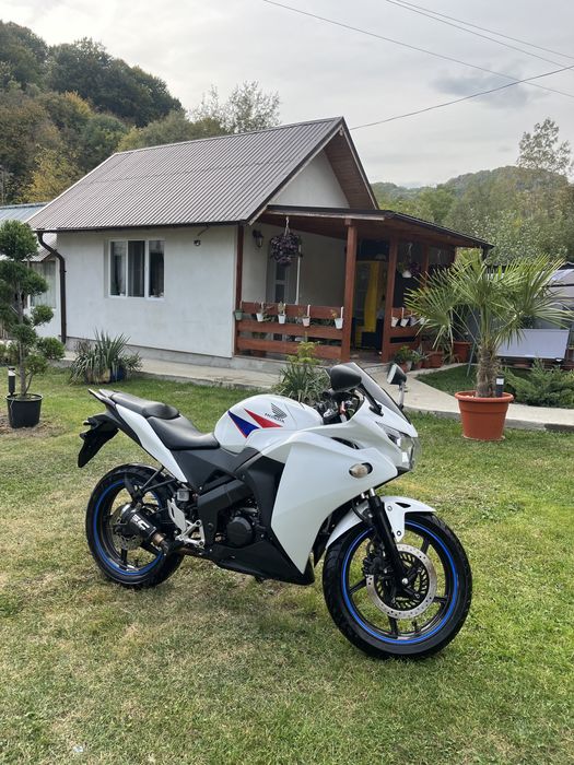 Honda cbr 125 jc50 inmatriculat