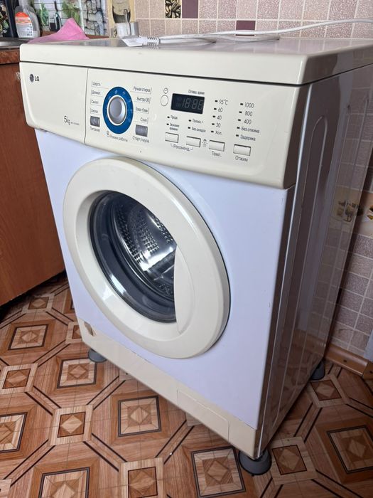 Продам стиральную машину