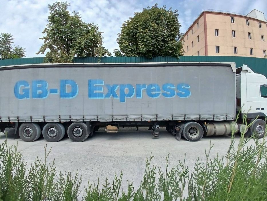 VOLVO FH12 + Прицеп Сотилади