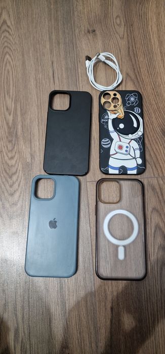 4 huse pentru iphone 12ProMax + cablu cadou