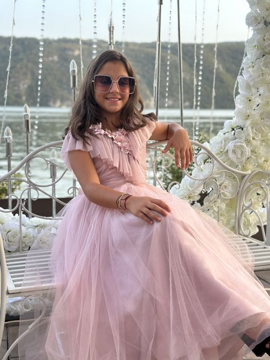 Rochie fetita deosebita 10-12 ani