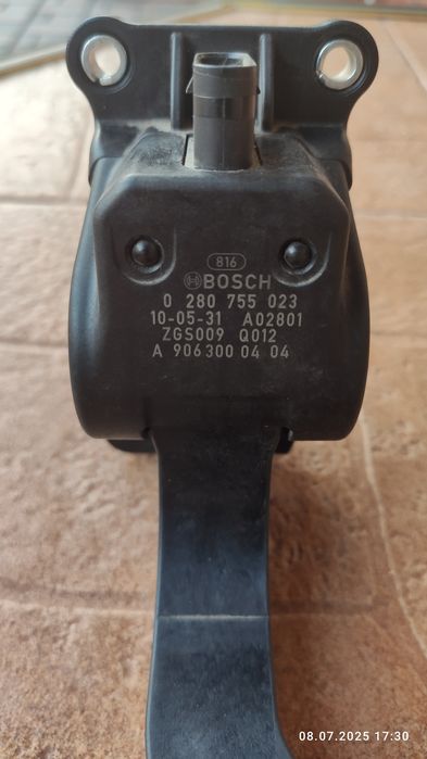 Педаль газа Крафтер Спринтер