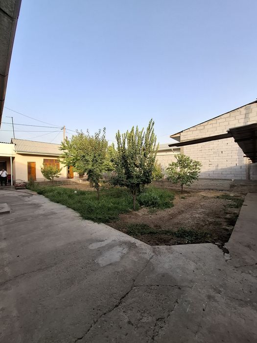 Продаю участок 5.40 соток 8 комната. Маххаля,Ок уй