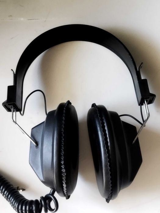 Ретро слушалки HD-1010
