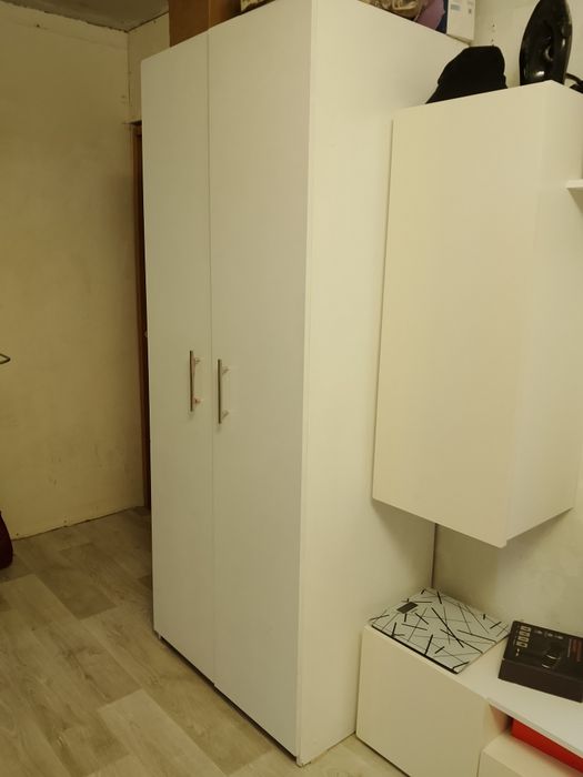 Продам шкаф для одежды