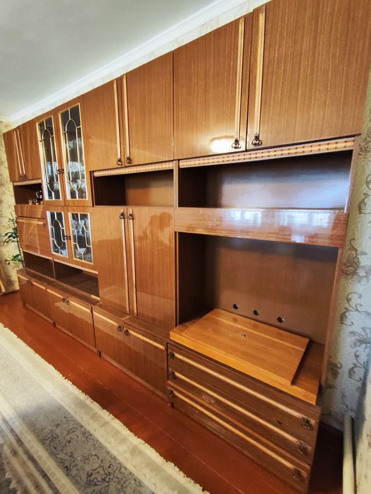 Стенный гарнитур