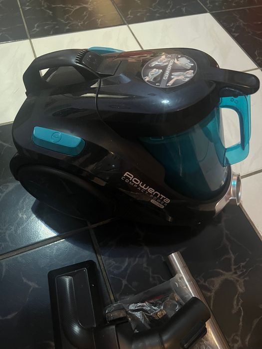 Aspirator fara sac ROWENTA Compact Power Cyclonic RO3731EA