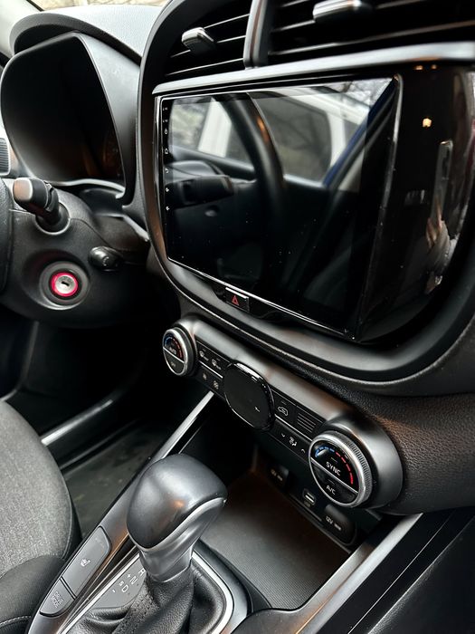 Продам машину KIA Soul