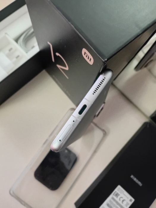 Продам Xiaomi 12 Pro 5G 16/256gb.