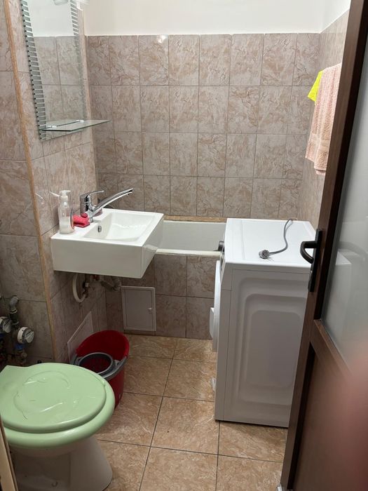 Inchiriez apartament cu o camera