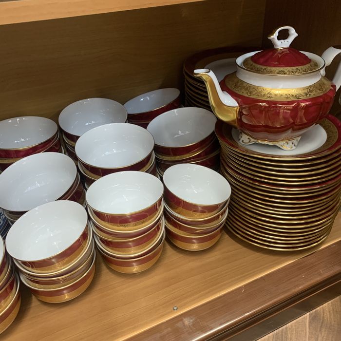 Набор посуды на 24 персон