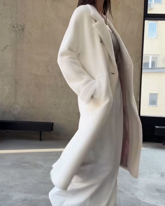 Шерстяное пальто