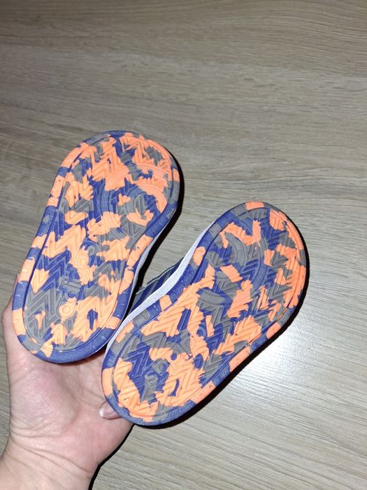Adidas mid hoops 2.0