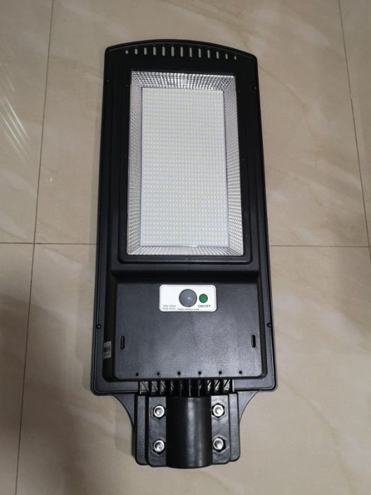 Proiector Lampa Solara Stradal 936 LED-URI 400W Telecomanda 40000MAH T