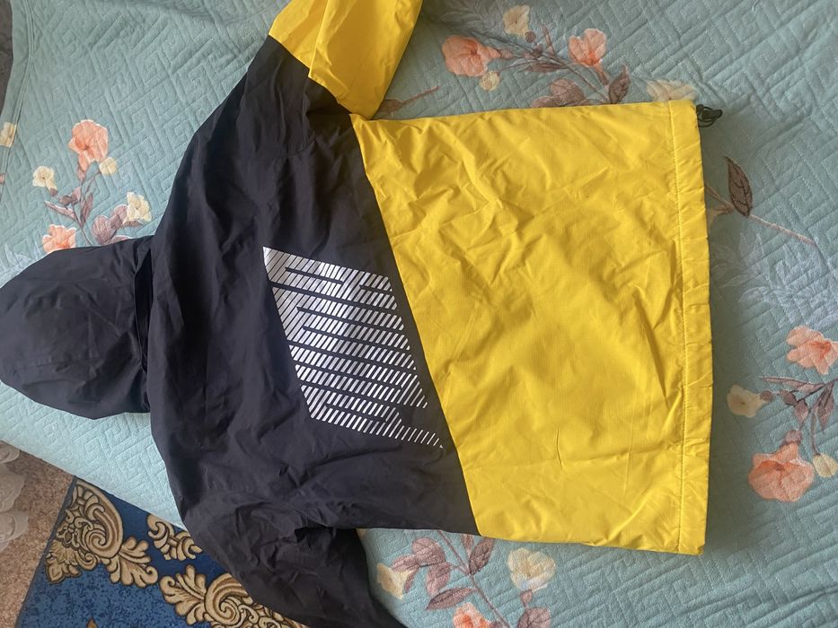 Куртка размера М