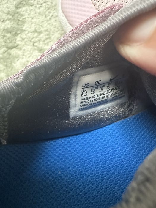 Лот маратонки nike 25 и 26 номер и боти H&M номер 25