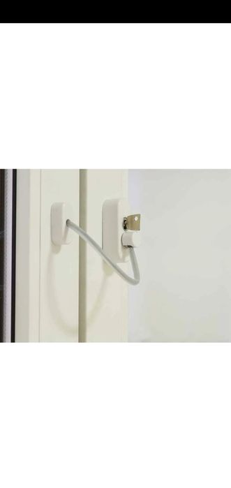 Детский замок на окно