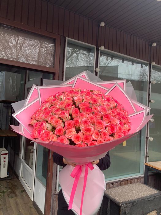 Подарок для неё — букеты от 9990