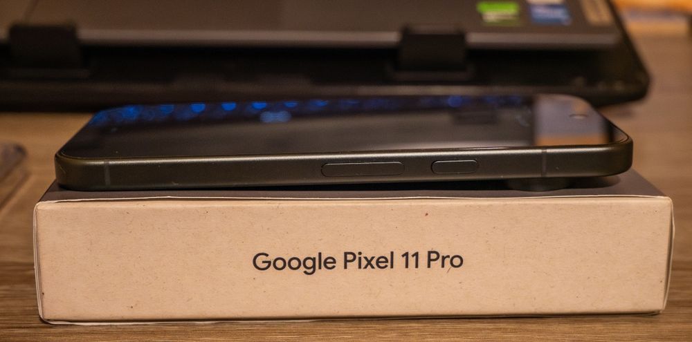 Pixel 11 Pro 512/12 Obsidian - Неразличим от нов