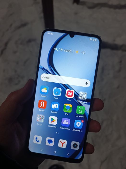 Realme C51 продам