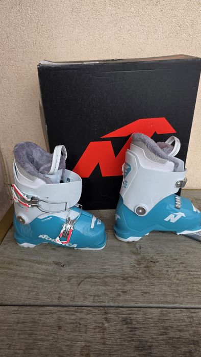 Clăpari schi copii Nordica Speedmachine J2, mărime 20.5 (32-32.5 EU)