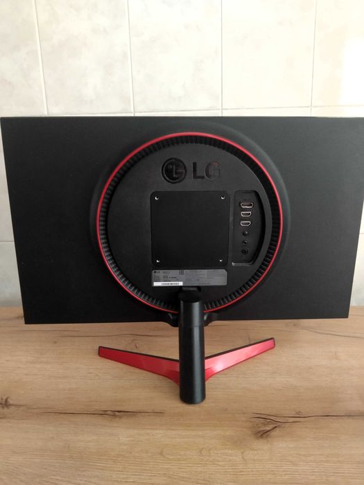 Монитор LG 23.6" 24GL600F-B