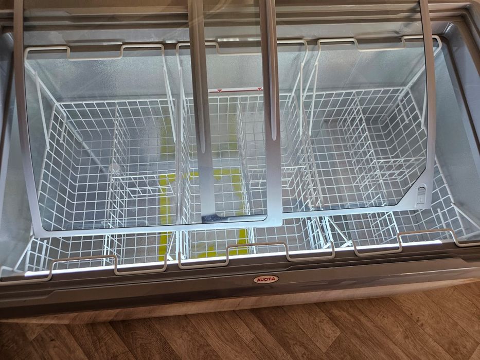 Морозильник новый