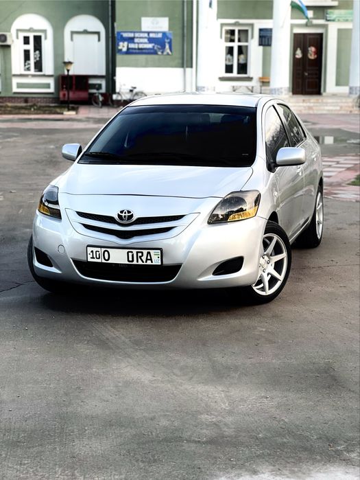 Toyota Yaris Aftamat Srochna sotiladi xolati zoʻr faqat naxtka