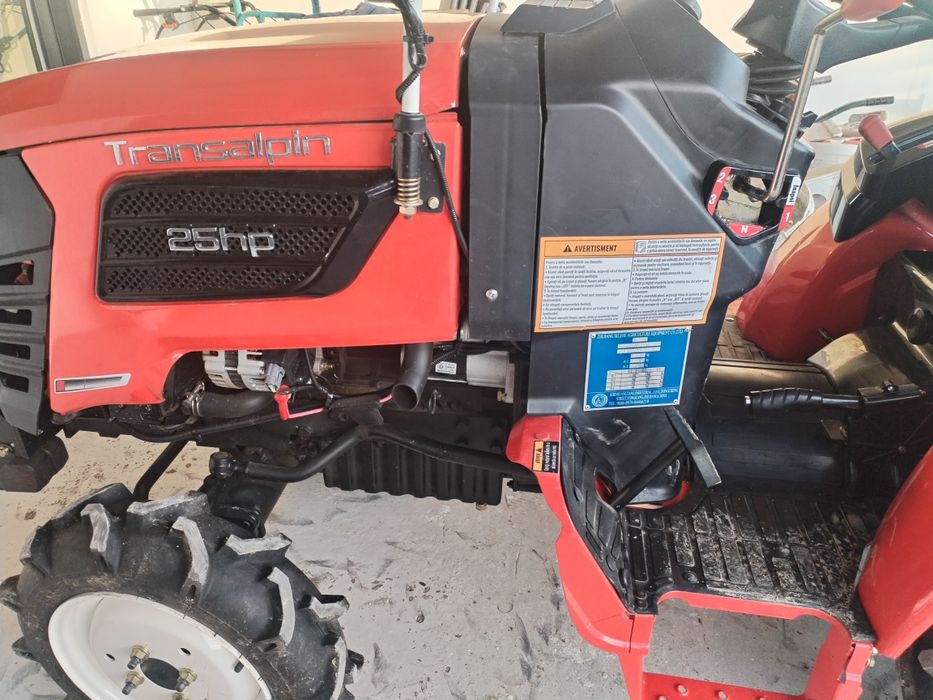 Tractor 4x4 25cp,nou
