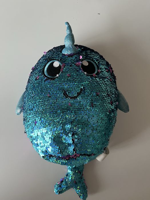 Игрушки с меняющимся цветом пайеток, лабубу, все за 2000