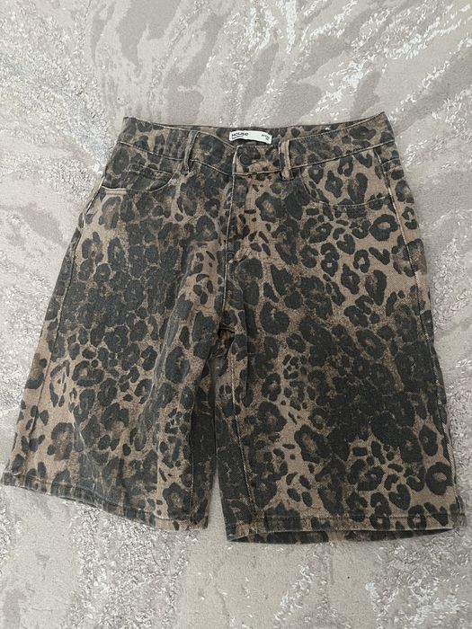 Pantaloni scurți House Leopard Print