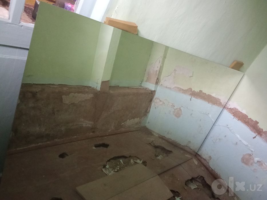 Зеркало Ку́згу Янги ТошОйна сифати аъло даражада