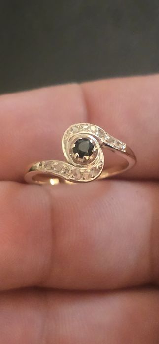 Inel aur safir și diamante