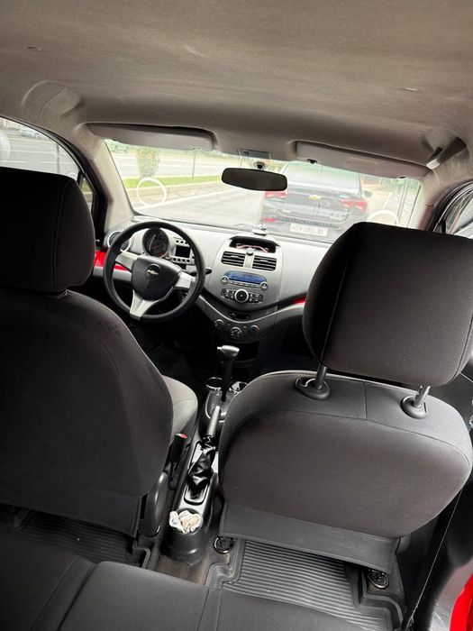 Avtomat Spark sotiladi yili 2012. Narxi 5200$