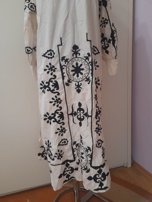 Rochie H&M,  cu broderie, măsură M