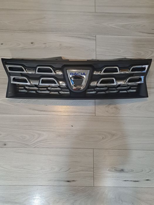 Vand grila Dacia Duster 2014 2017